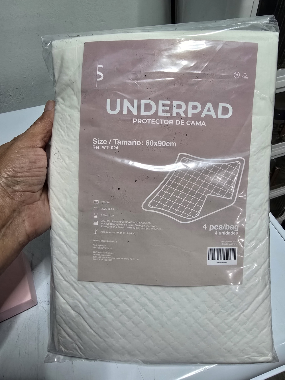 Waterproof Bed Pads | Ultra Absorbent & Leak-Resistant | Surface Protection Shee